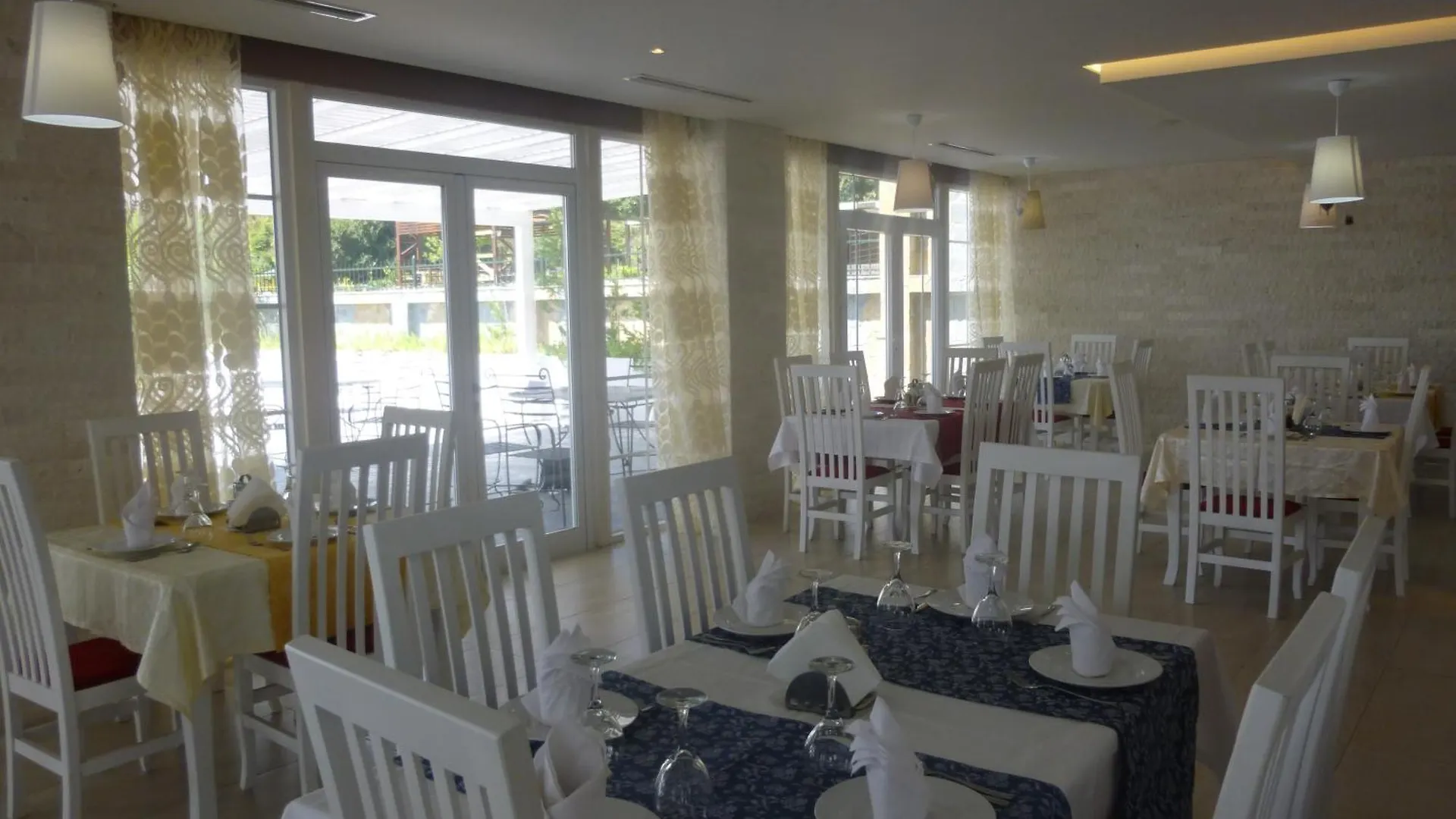 ***  Villamaria Hotel Zvernec Albania